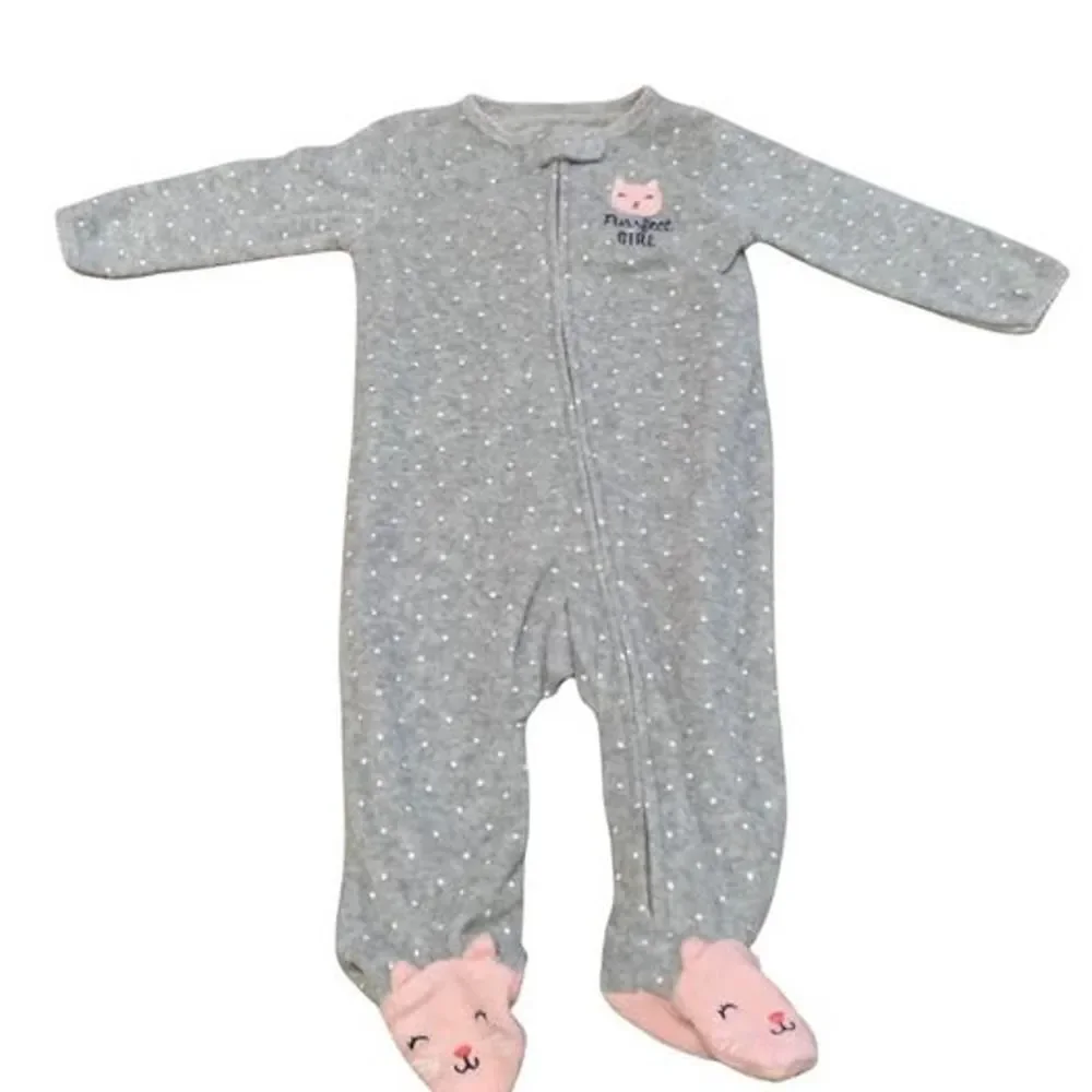 Bundle of Carter’s 6m Footsies (5 total)